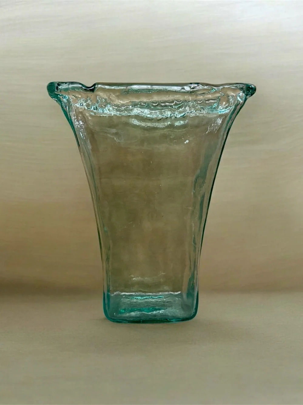 Vidrios San Miguel Studio 100% Recycled Glass Iceburg 9.5 Inch - Blown Glass